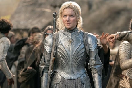 Galadriel en armure dans le Seigneur des Anneaux