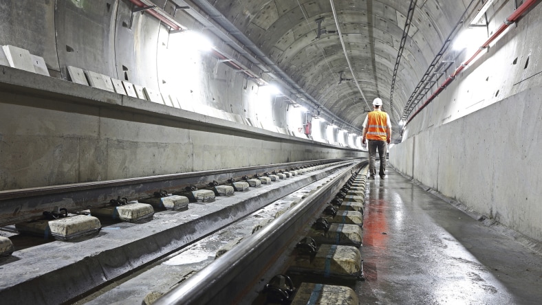 Trem fazendo uma curva