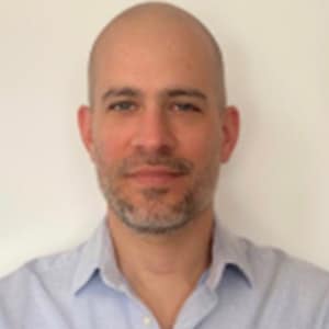 Sebastian Santa Cruz