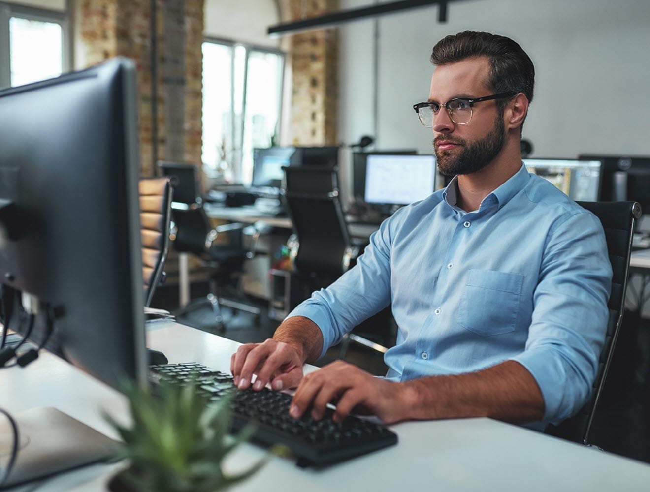 BOM in Autodesk Fusion provides additional tools to collaborate and share product information between engineering and consumers of engineering data upstream and downstream.