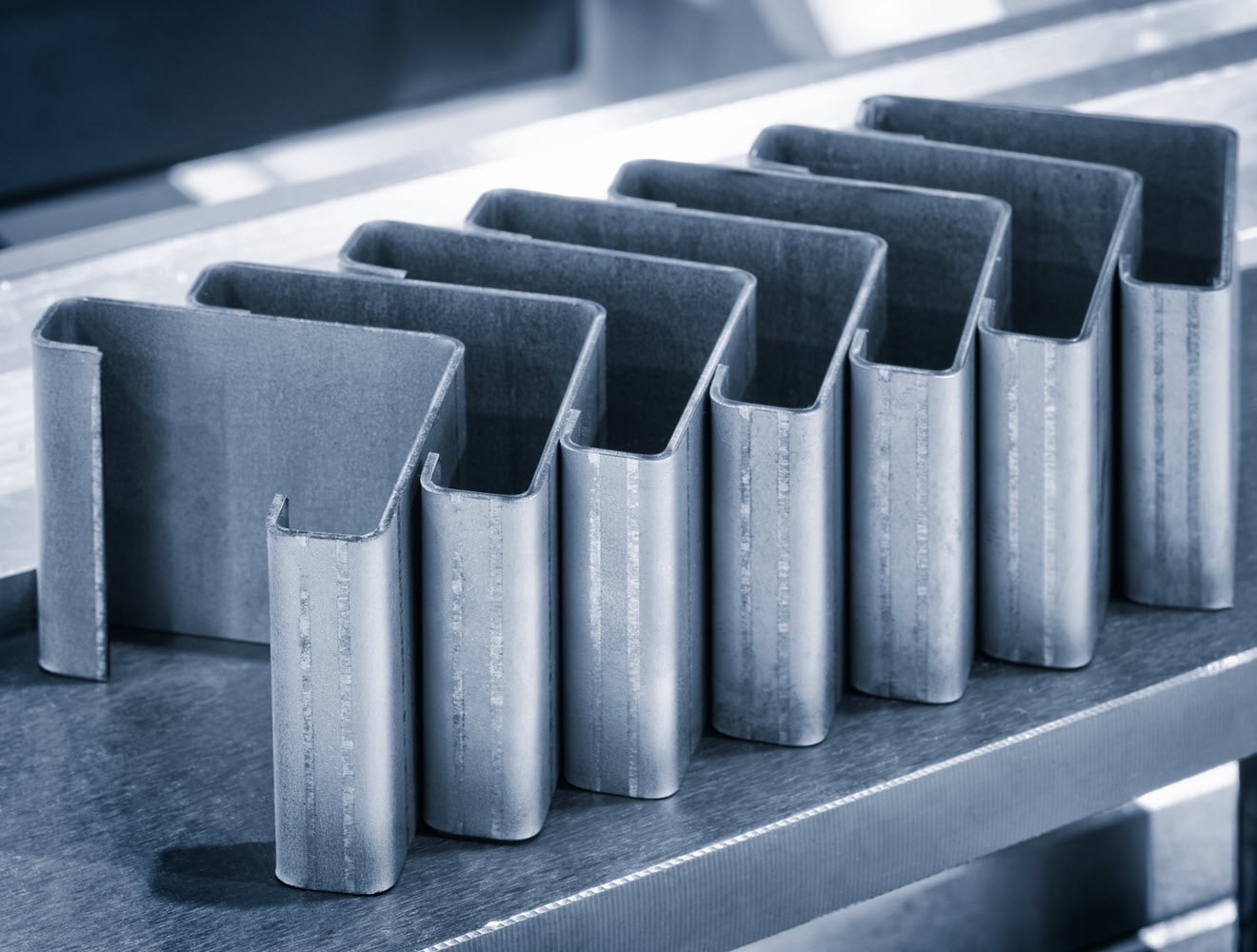 Woman using Autodesk Fusion generative design.