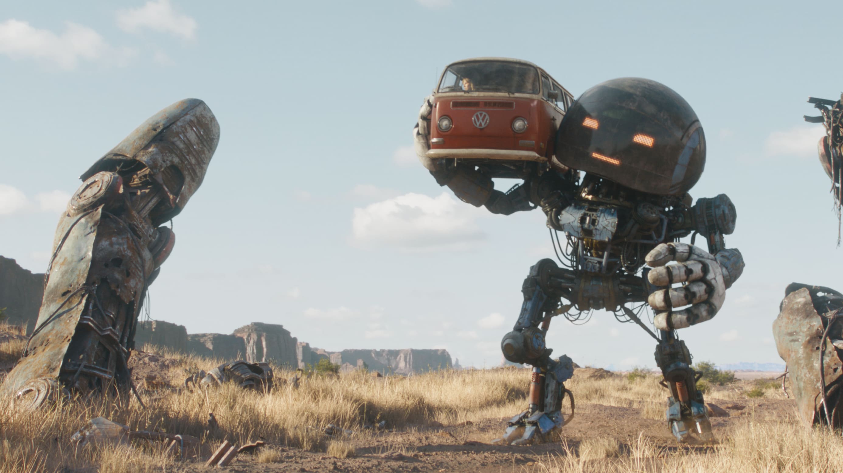 Robot character from film The Electric State.