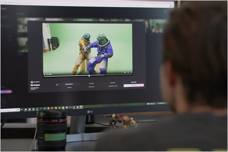 Créateur travaillant avec Autodesk Flow Studio