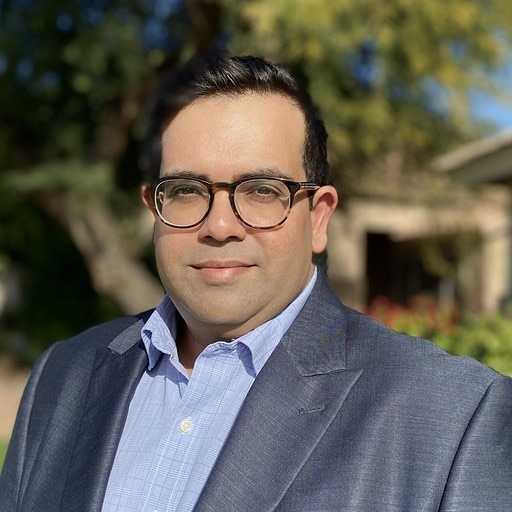 Raj Dayal (host) headshot