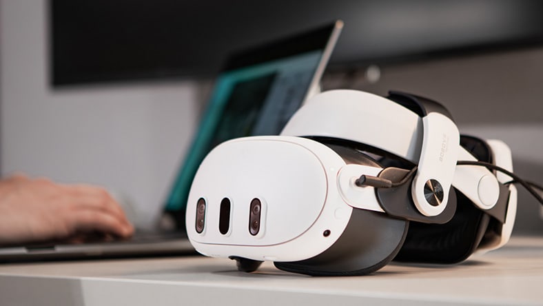 Image of a VR headset 