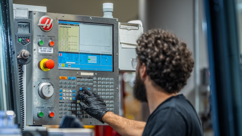 smarter-manufacturing-3-axis-milling