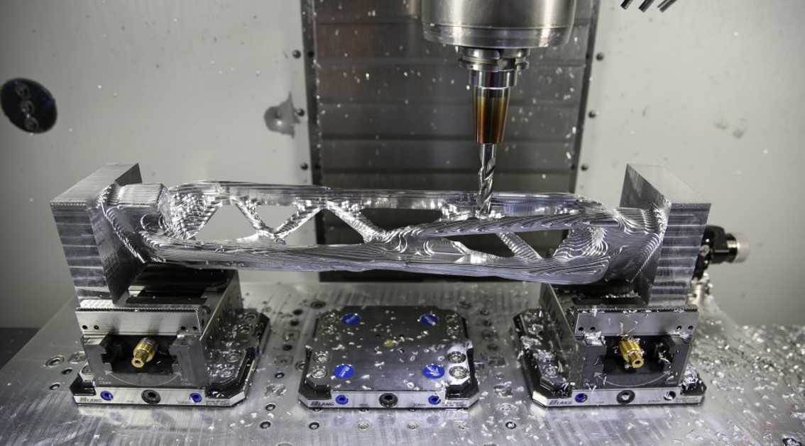 Generative design, additive manufacturing and CNC machining helped JPL to build a new interstellar lander | Aerospace | Autodesk