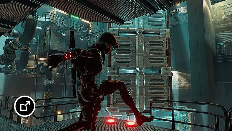 穿着黑色西装的游戏角色在金属平台上跳跃。