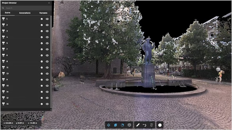 A 3D rendering in ReCap Pro shows a public square with a fountain and trees.