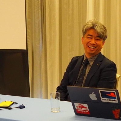 大石 佳知 氏
