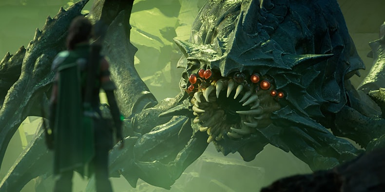 动画中的绿色角色有多条腿，锋利的牙齿和几个红色的眼睛