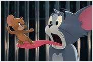 Imagem 3D do rato Jerry parado na língua esticada do assustado gato Tom