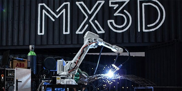 Robotics trends in additive manufacturing